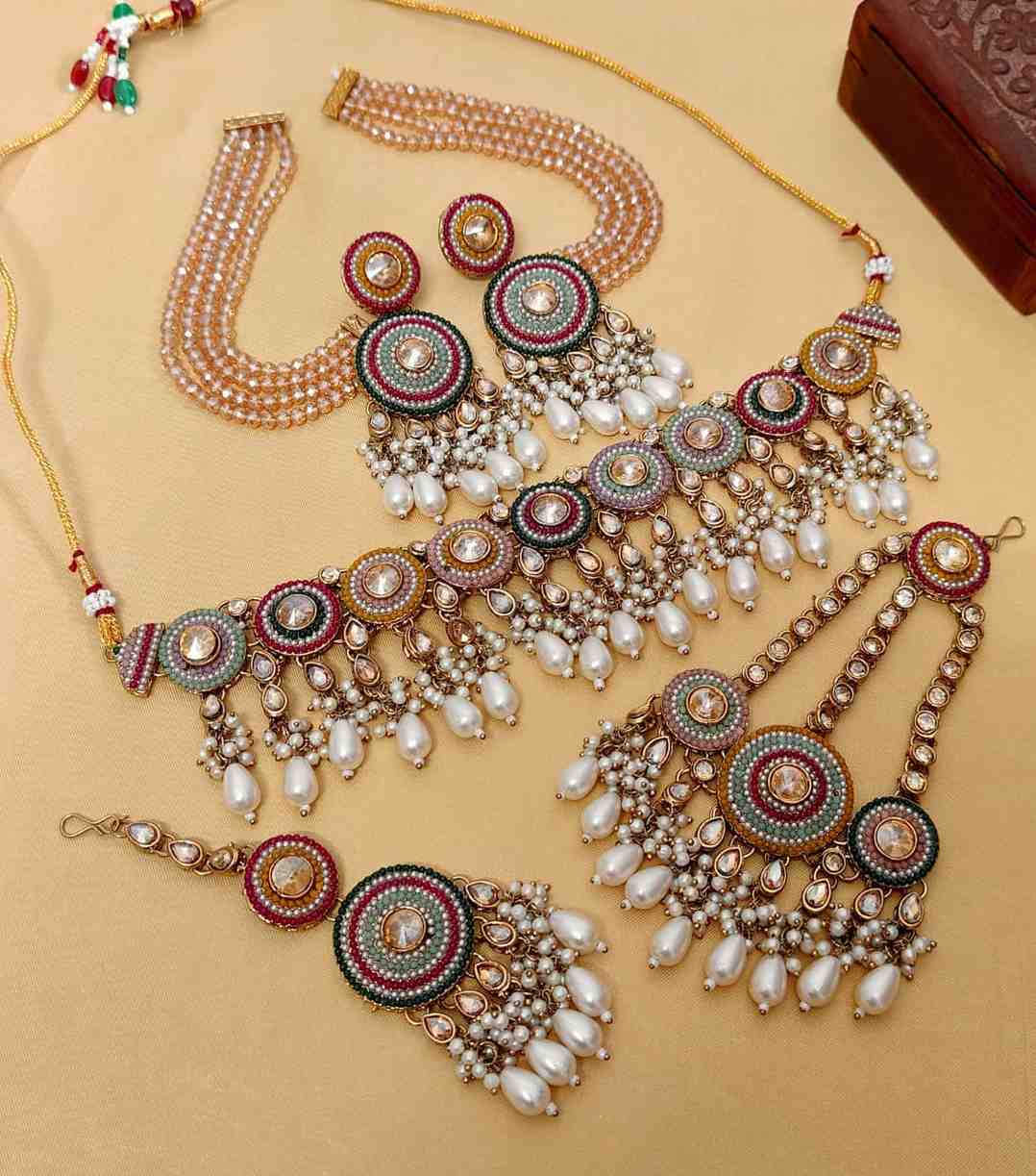 Beautiful Premium Quality Reverse Ad Stone Work Pakistani  Chokker With Beautiful Bahubali Earrings