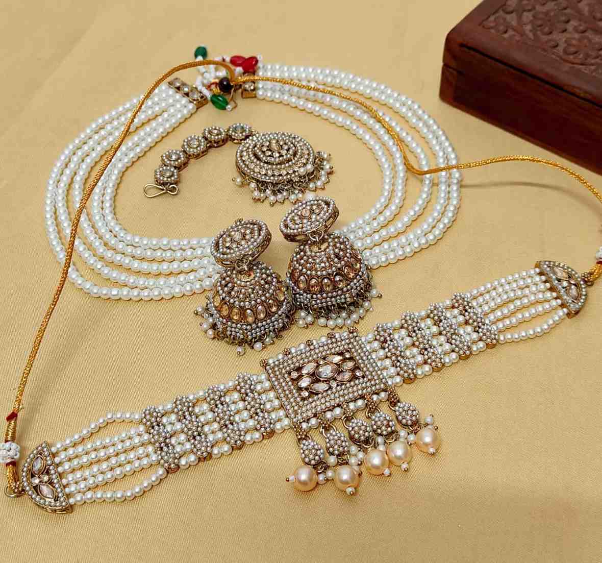 Beautiful Premium Quality Reverse Ad Stone Work   Chokker With Beautiful Shara Jhumkie And Tika...