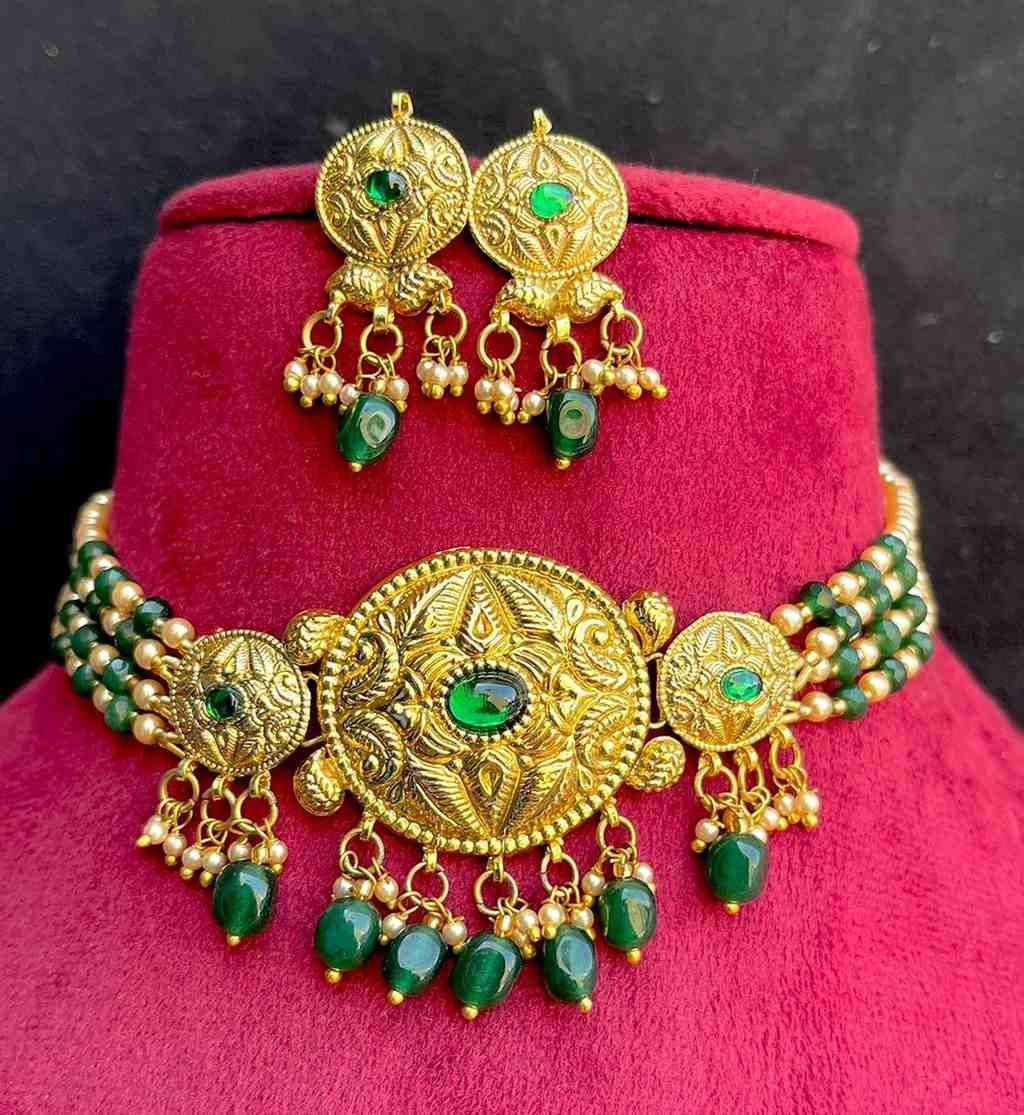 Beautiful Premium Quality Original Gold Plated One Gram Gold Chokker With Beautiful Earrings…..