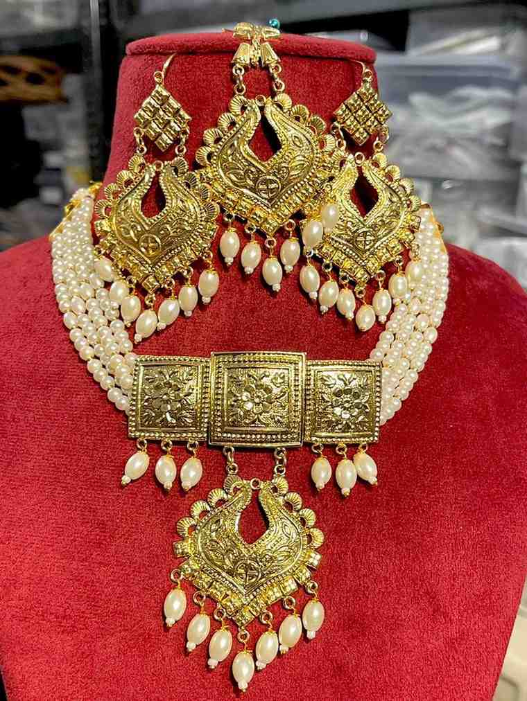 Beautiful Premium Quality Original Gold Plated One Gram Gold Necklace With Beautiful Earrings And Ti