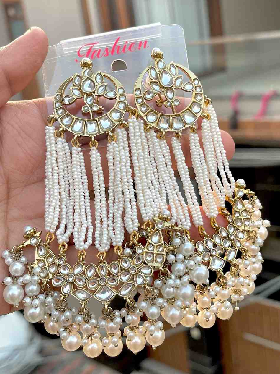 Beautiful Premium Quality Kundan Work Earrings