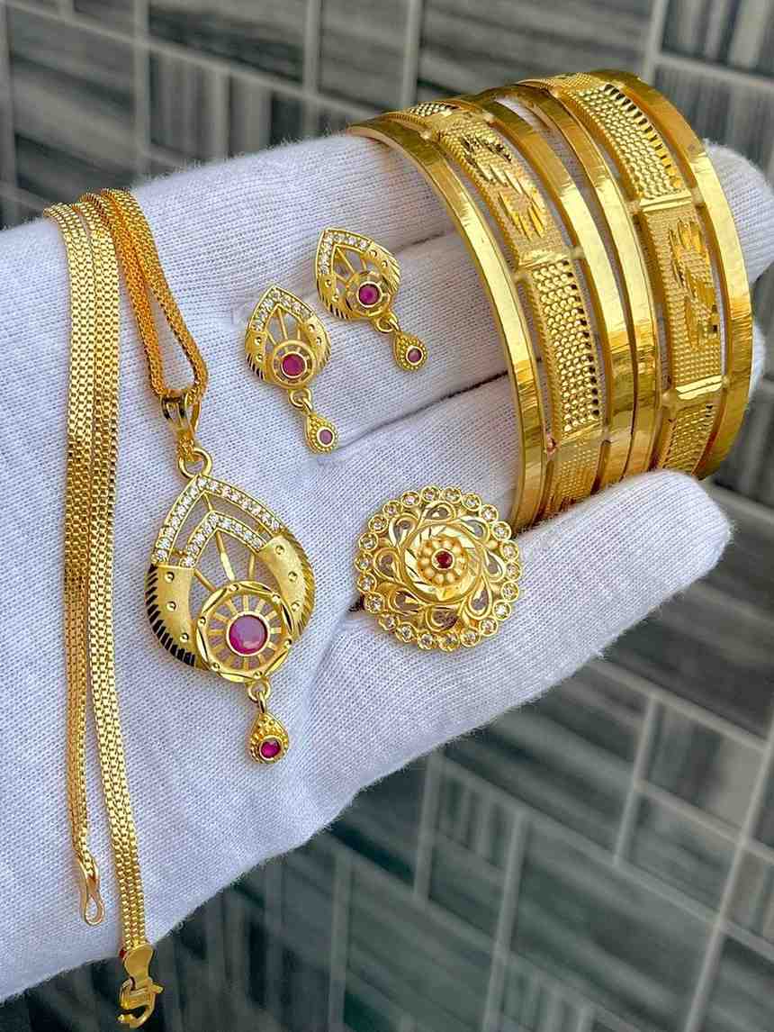 Beautiful Premium Quality Gold Plated Pendant With Tops And Adjustable Ring With Bangle Combo.... Si