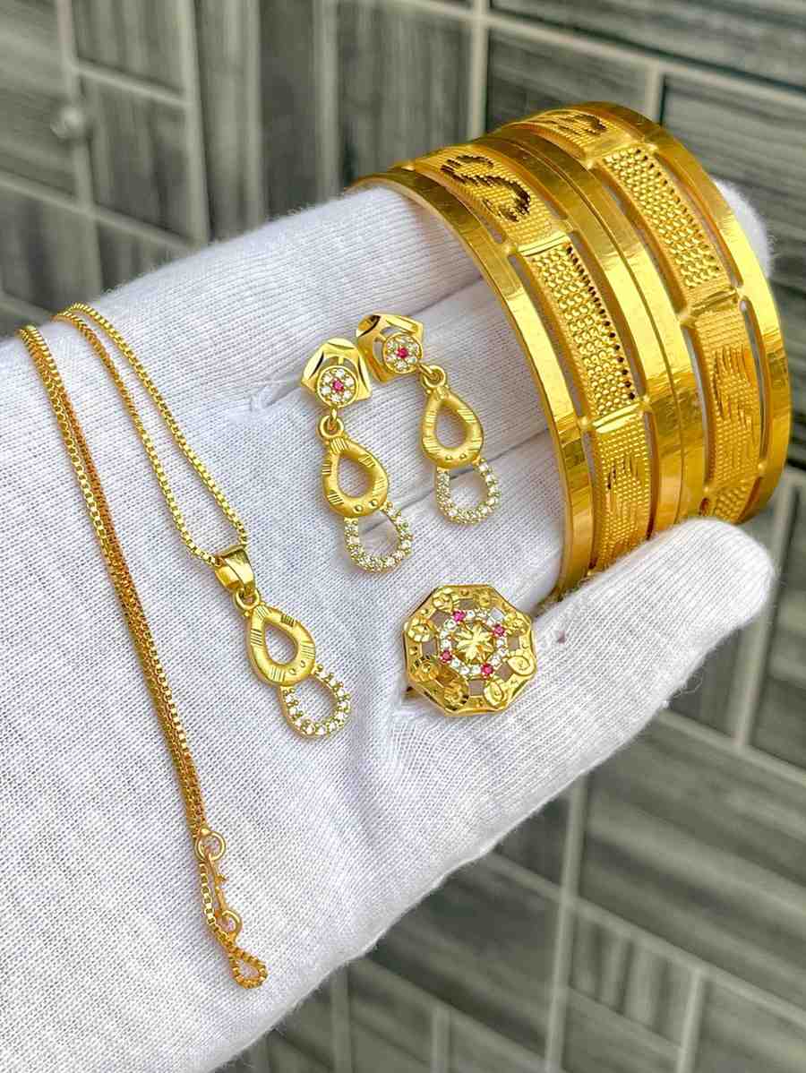 Beautiful Premium Quality Gold Plated Pendant With Tops And Adjustable Ring With Bangle Combo.... Si