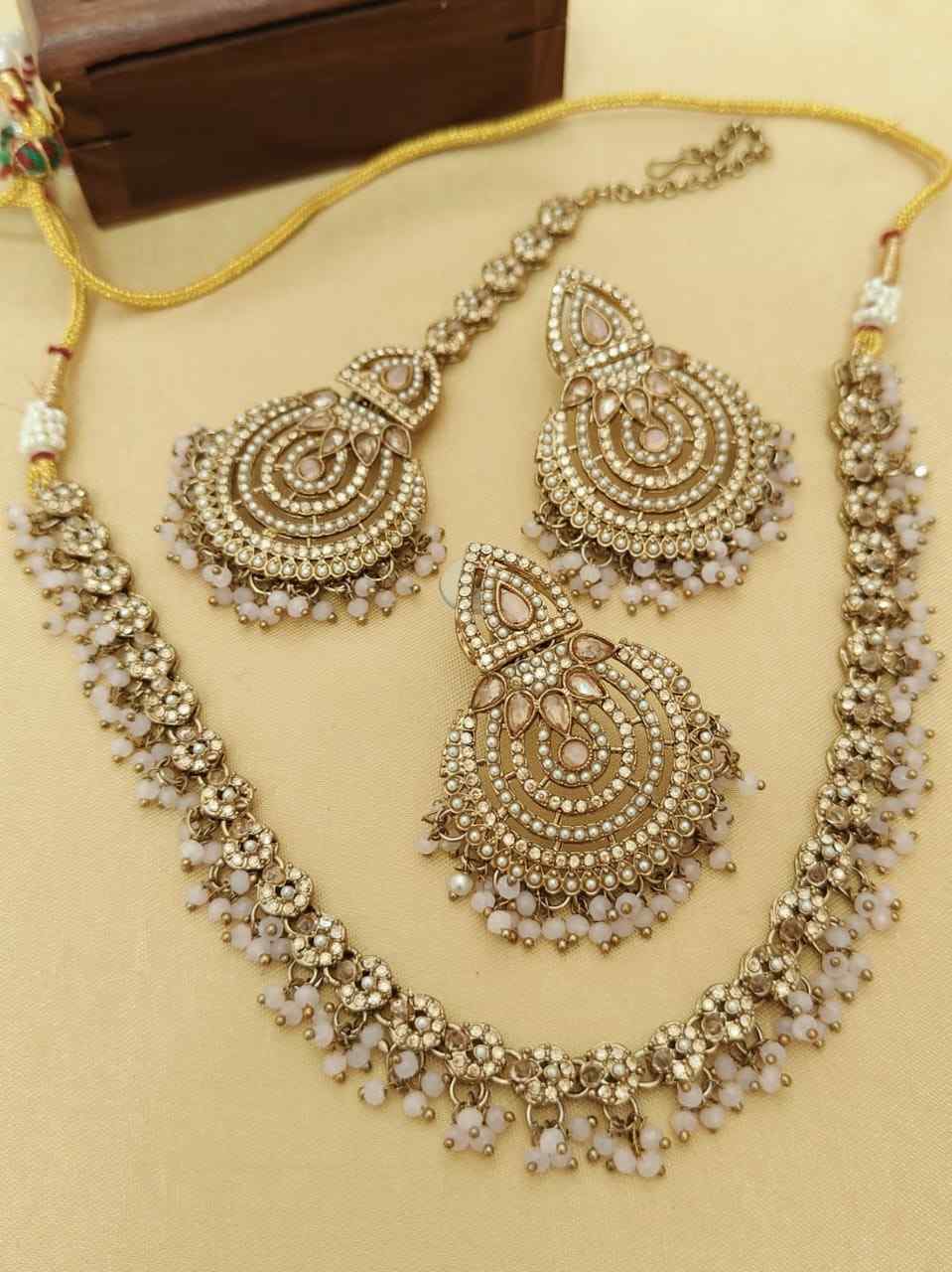 Beautiful Premium Quality Reverse Ad Stone Work Pakistani Necklace With Earrings And Tika….