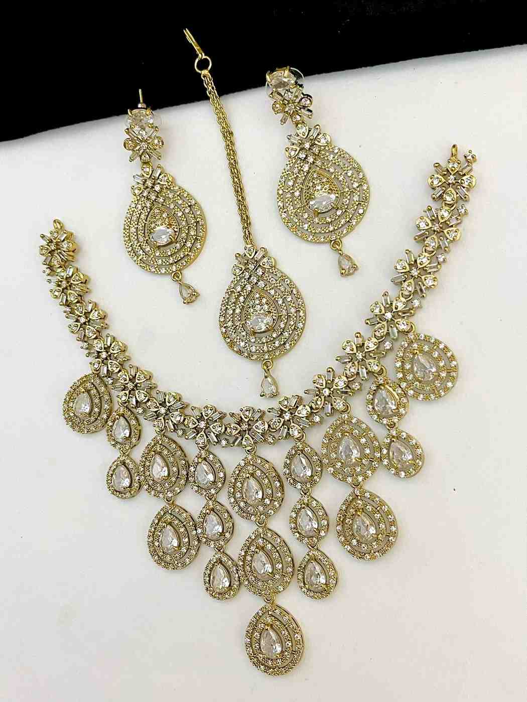 Beautiful Premium Quality American Diamond Necklace With Beautiful  Earrings And Tika....