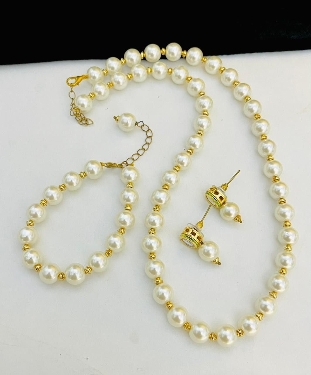 Beautiful Premium Quality Daily Wear Mala With Studs…
