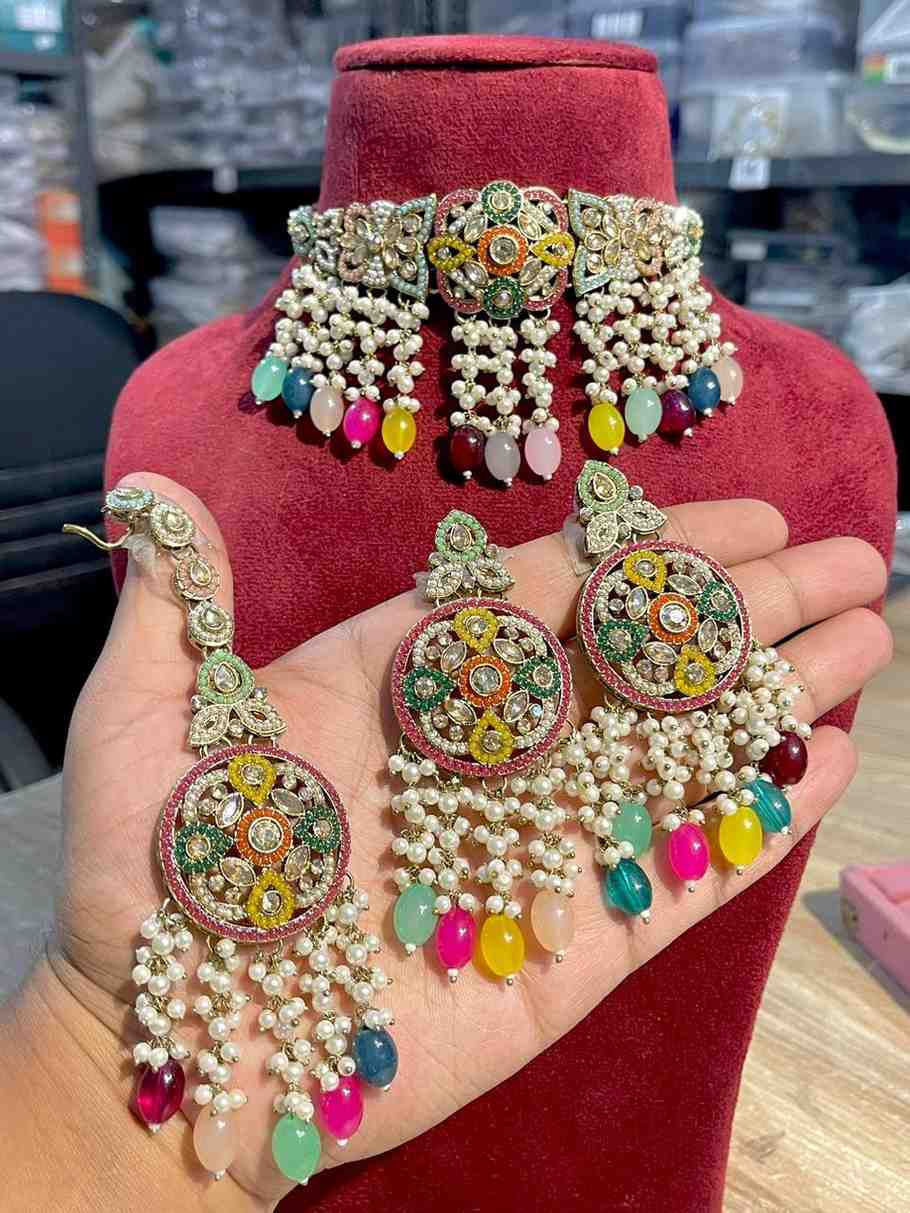 Beautiful Premium Quality Reverse Ad Stone Work Pakistani Chokker With Beautiful Statement Earrings 