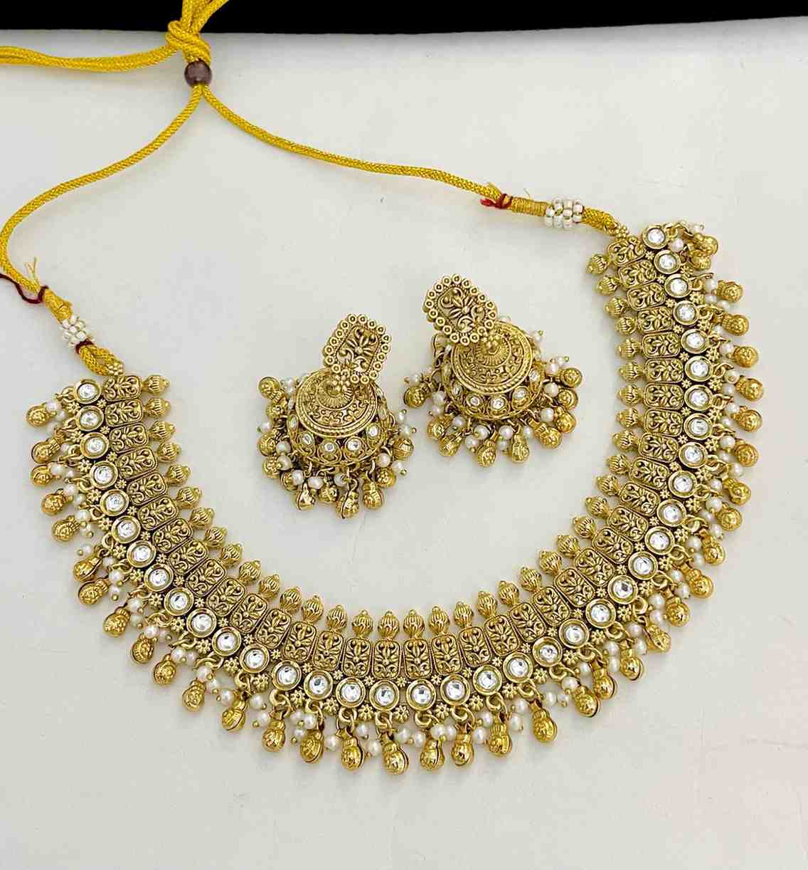 Beautiful Premium Quality Gold Plated Matt Necklace With Beautiful  Earrings And Tika...