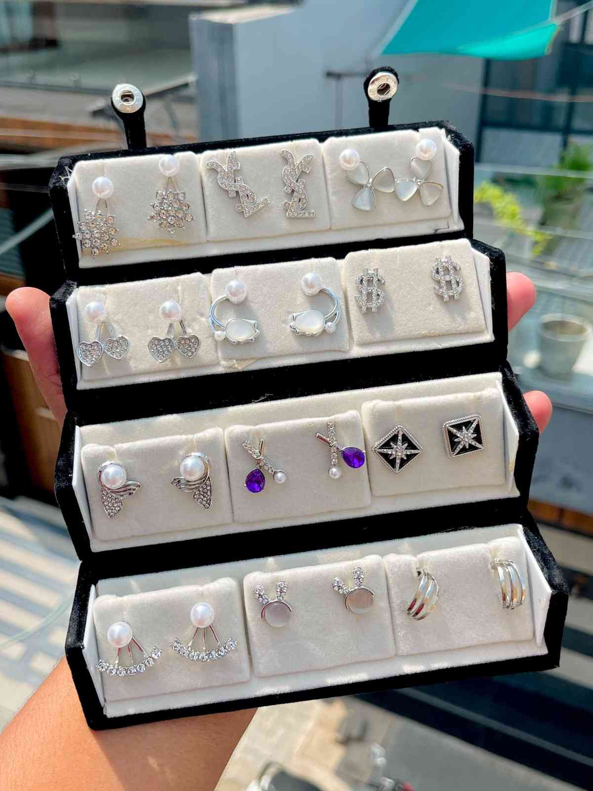 Finally Restocked   12 Different Style Girlish Studs  With Velevt Box Packing