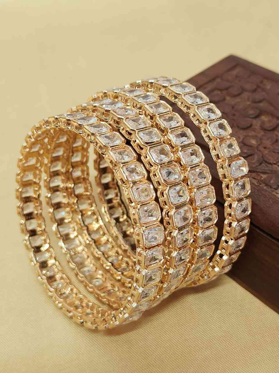 4 Pcs American Diamond Bangle Set