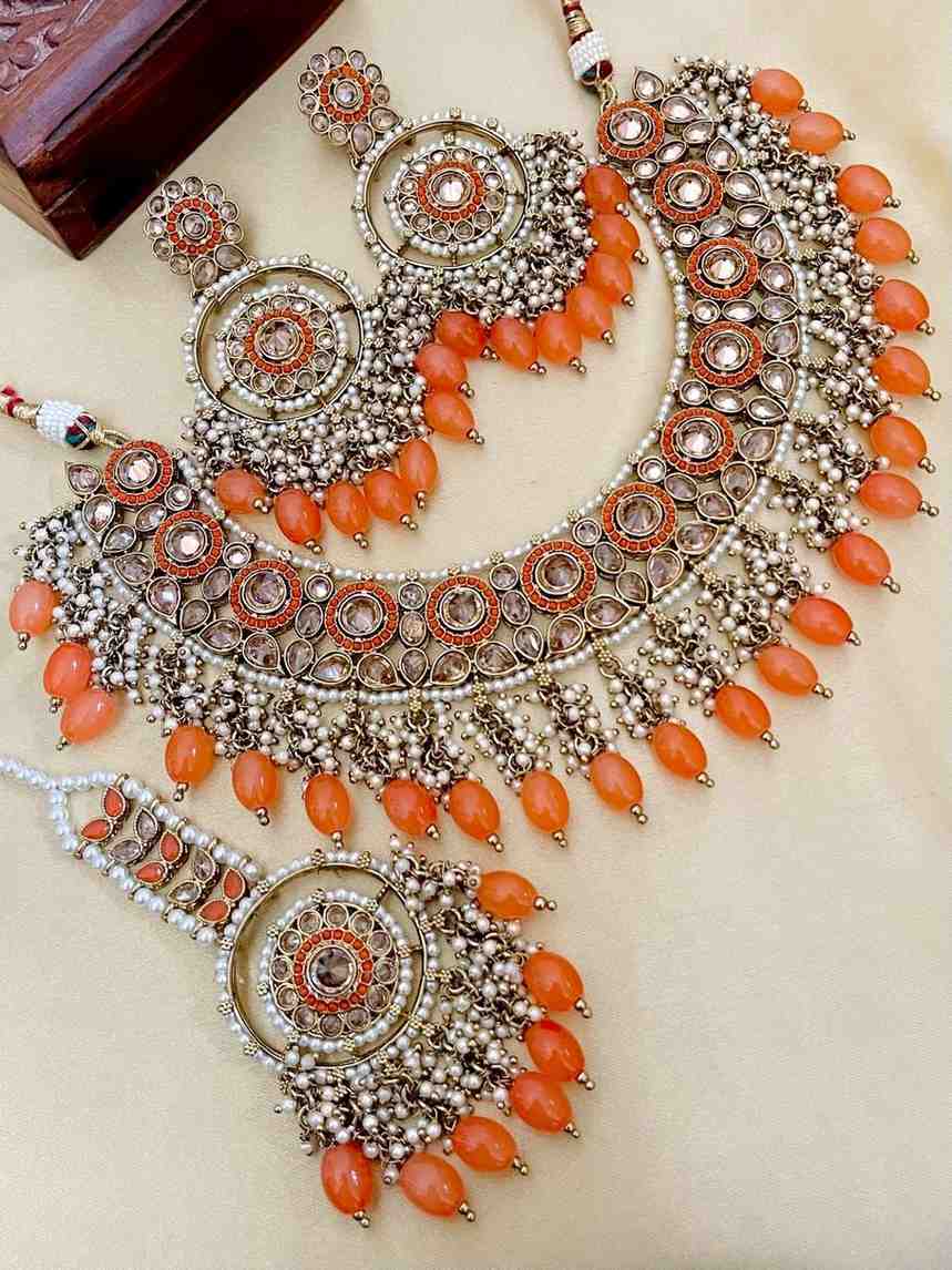 Beautiful Premium Quality  Reverse Ad Stone Work Pakistani Necklace With Beautiful Earrings and tika