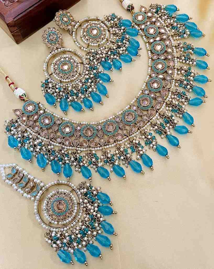 Beautiful Premium Quality  Reverse Ad Stone Work Pakistani Necklace With Beautiful Earrings and tika